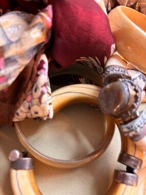 Set of 4 bracelets, ivory lookalikes, Natural Bovine Bone, Wood, Metal & Agate